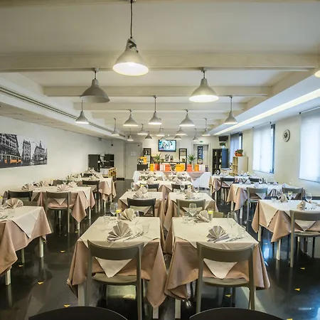 Hotel As Cambiago