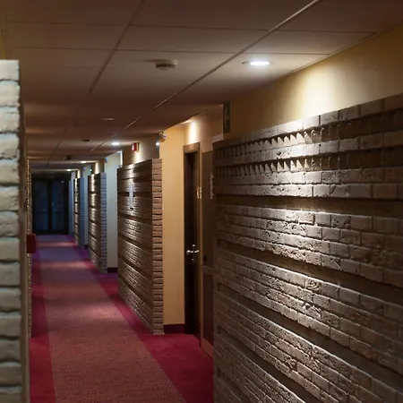 As 4* Камбьаго